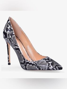 NWT Snakeskin Print Pointed Toe Stiletto Heels Size 6
